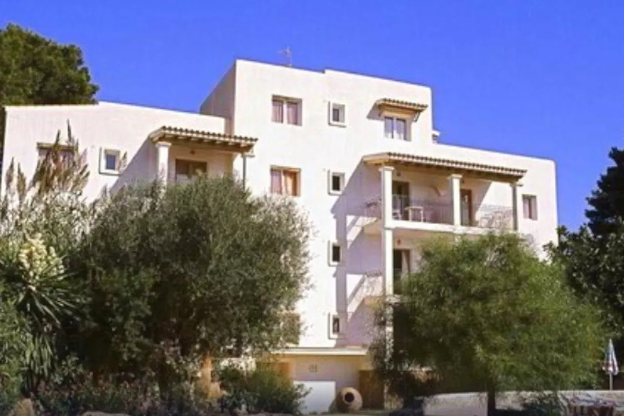 Benet Los Pinares Apartments Es Cana 0*,  Spagna